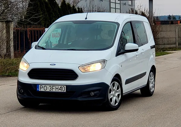 Ford Transit Courier cena 37900 przebieg: 170000, rok produkcji 2017 z Kielce
